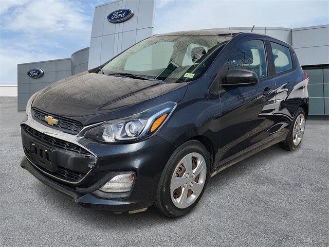 2019 Chevrolet Spark LS photo 3