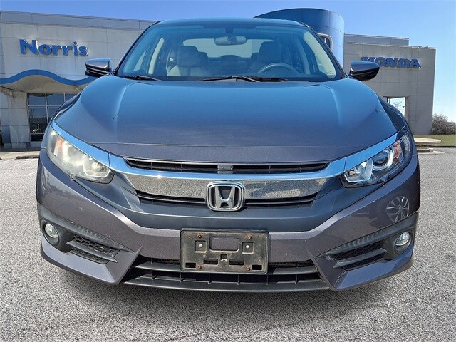 2017 Honda Civic EX-T photo 2