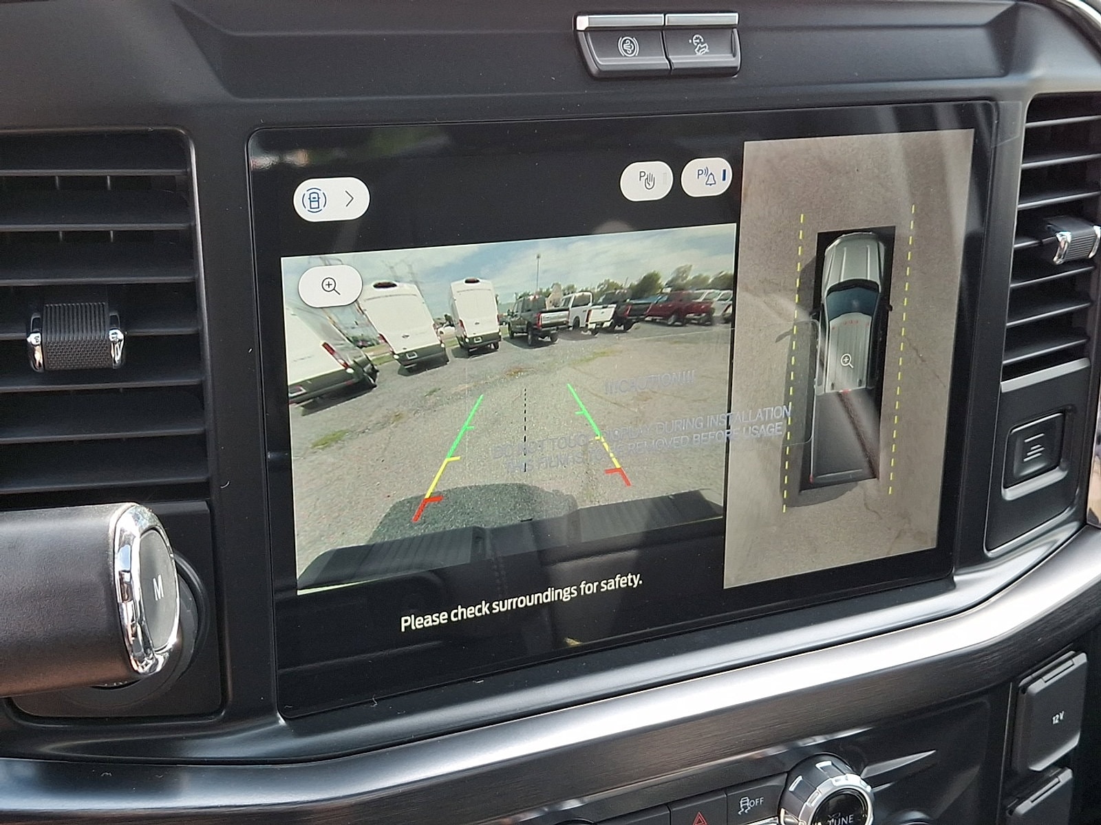 2025 Ford F-350 Super Duty Lariat - Photo 13