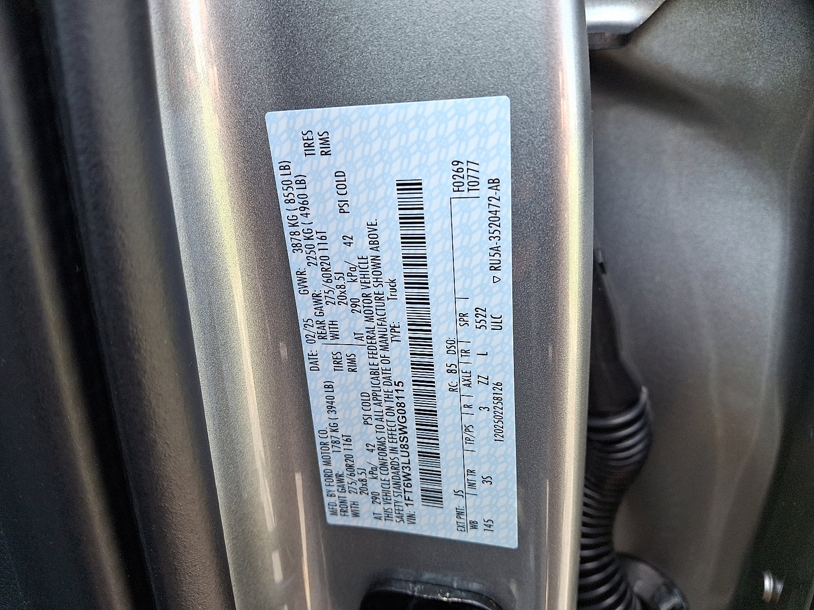 2025 Ford F-150 Lightning Flash - Photo 18
