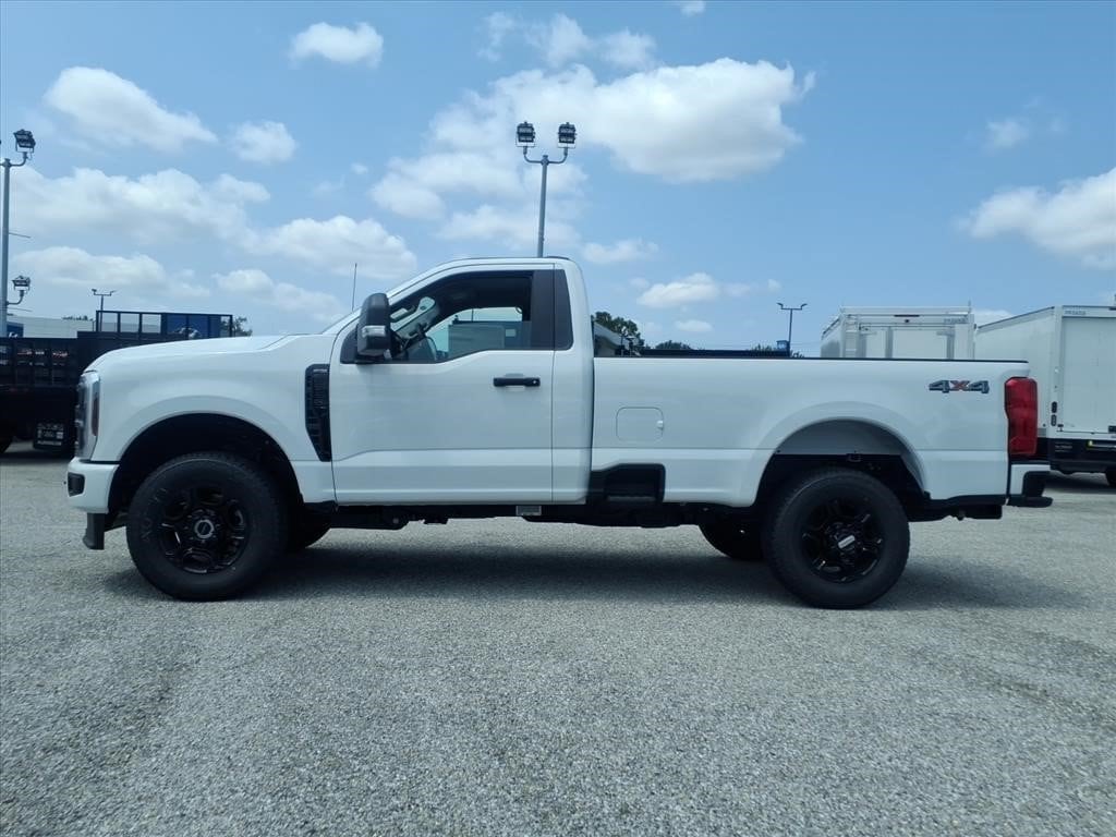 New 2026 Ford Super Duty F-350 SRW Truck Regular Cab