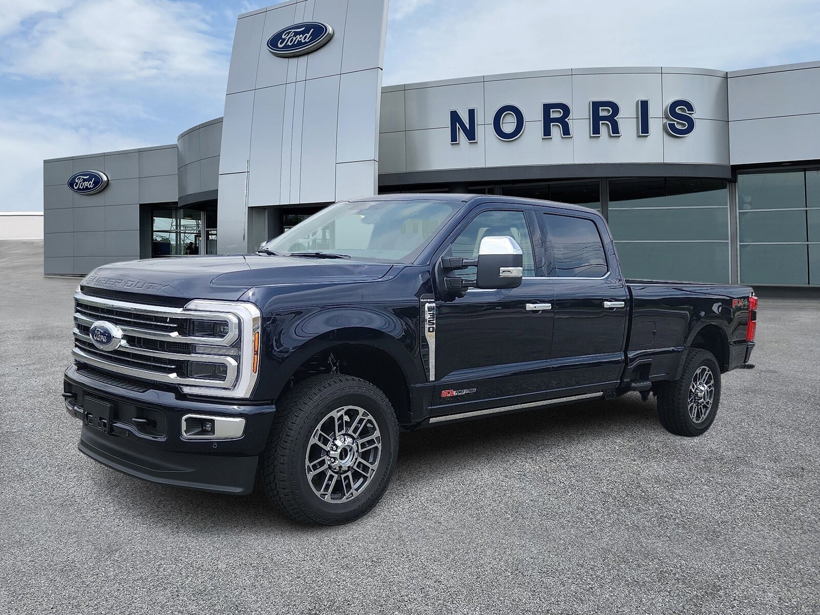 2025 Ford F-350 Platinum photo 2