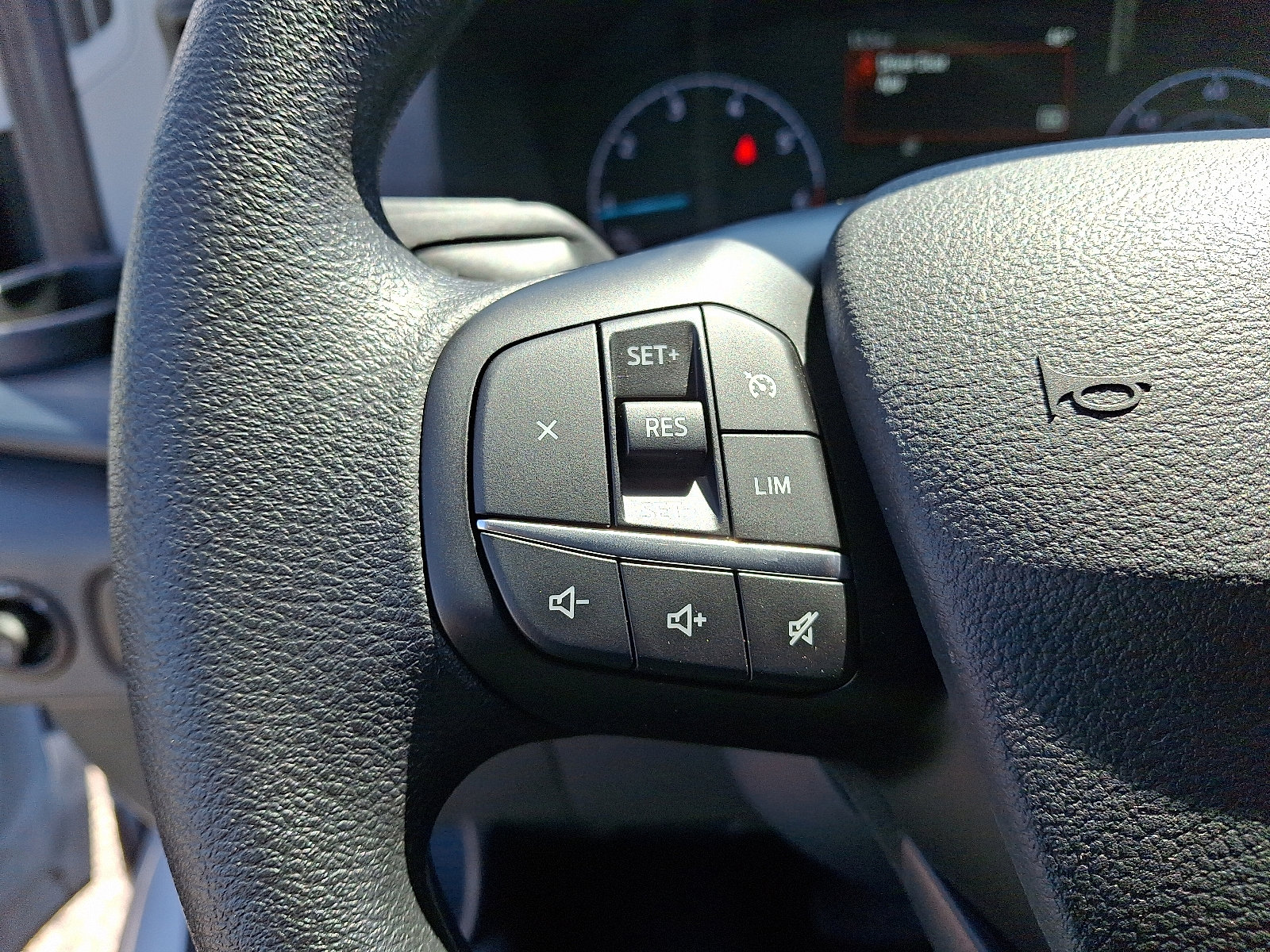 2024 Ford Transit Passenger Van XLT - Photo 12