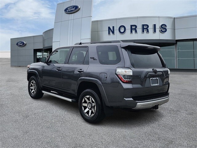 2023 Toyota 4Runner TRD Off-Road Premium photo 2