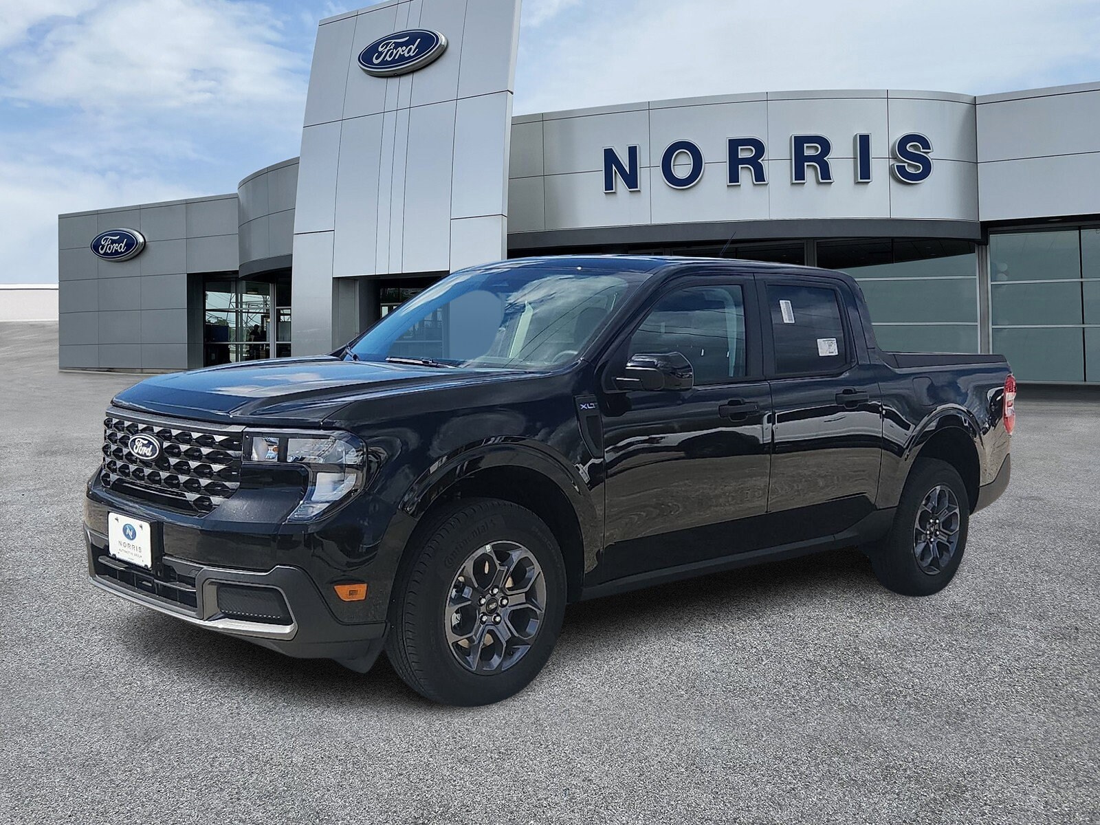 2025 Ford Maverick XLT photo 2