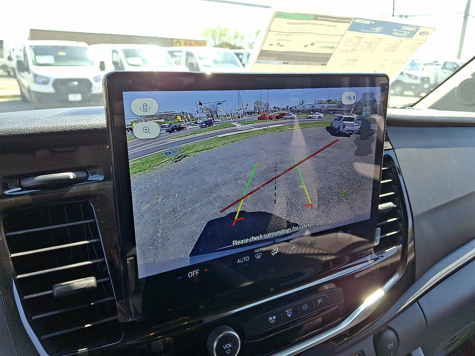 2024 Ford Transit Passenger Van XLT - Photo 10