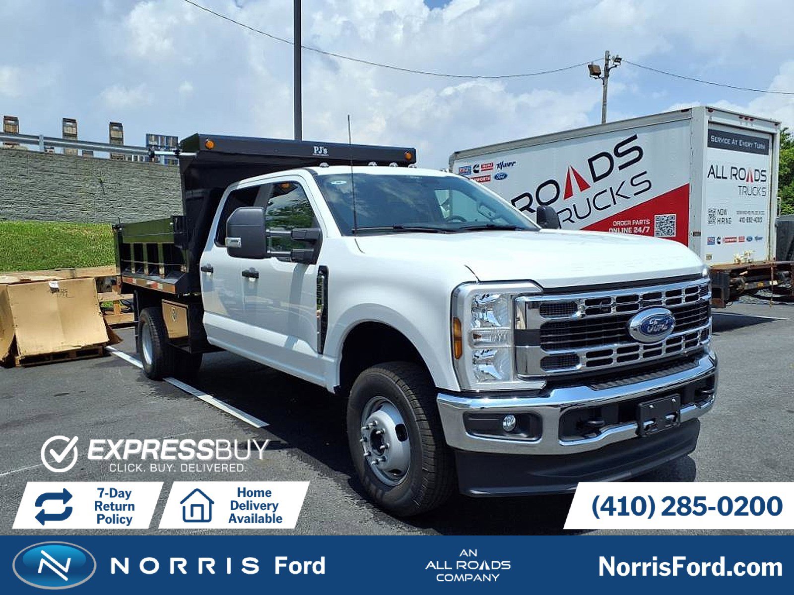 2025 Ford F-350 XL 4x4 Crew Cab 179-In DRW's photo