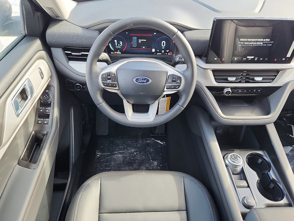 2026 Ford Explorer photo 4