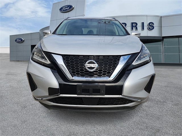 2019 Nissan Murano SV photo 2