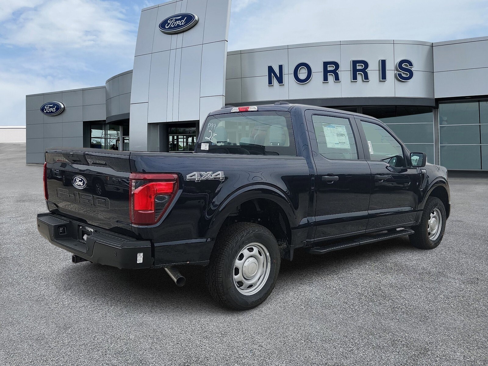 2025 Ford F-150 XL photo 2