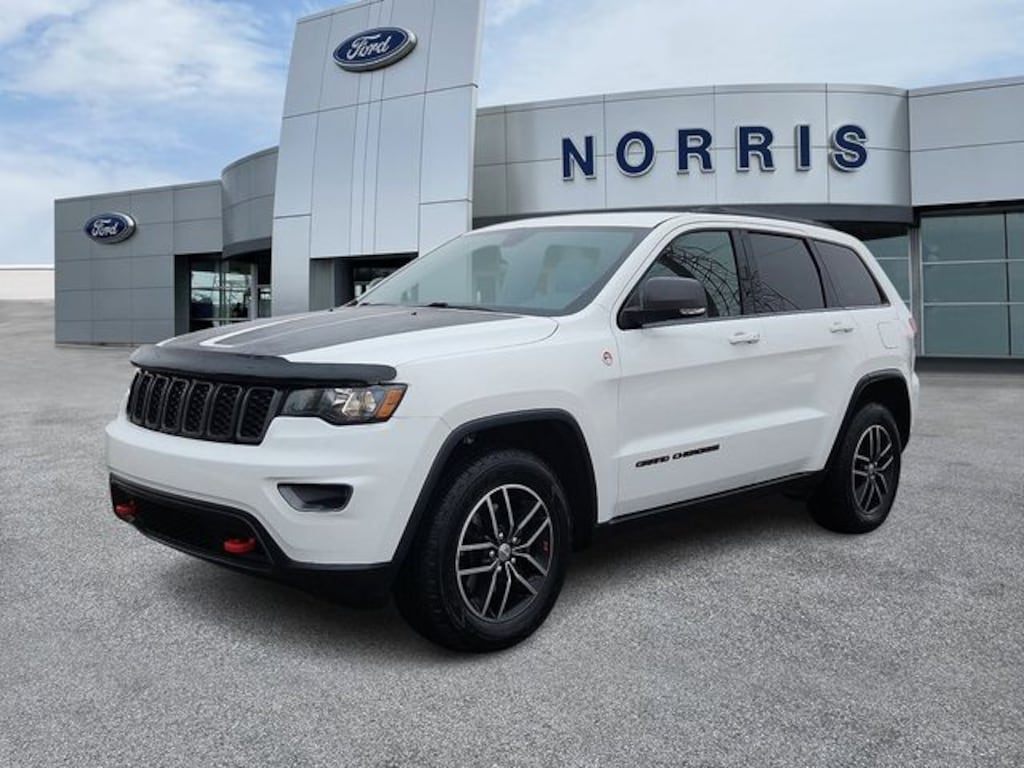 Used 2018 Jeep Grand Cherokee Trailhawk SUV