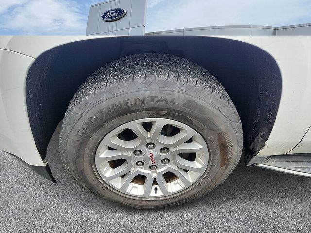 2018 Gmc Yukon SLT photo 3