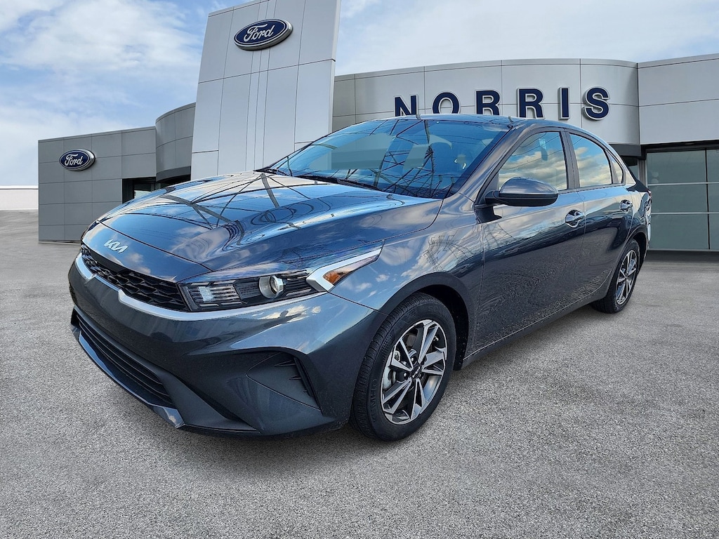 Used 2024 Kia Forte LXS LXS IVT