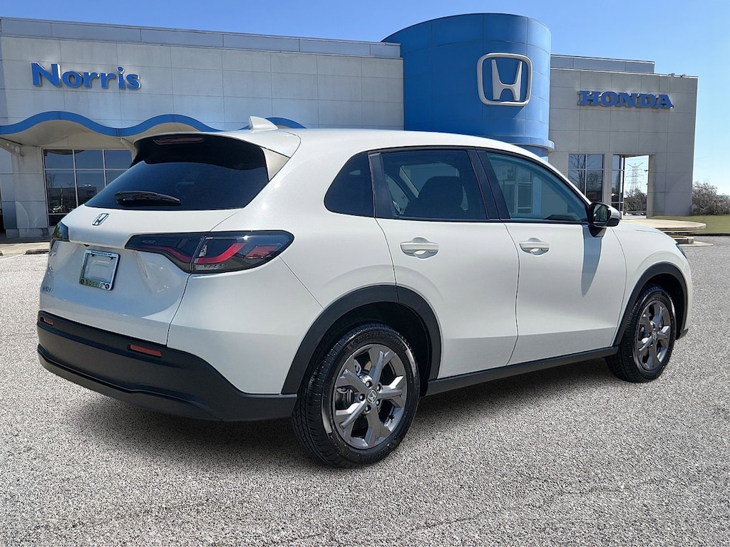 New 2027 Honda HR-V LX SUV