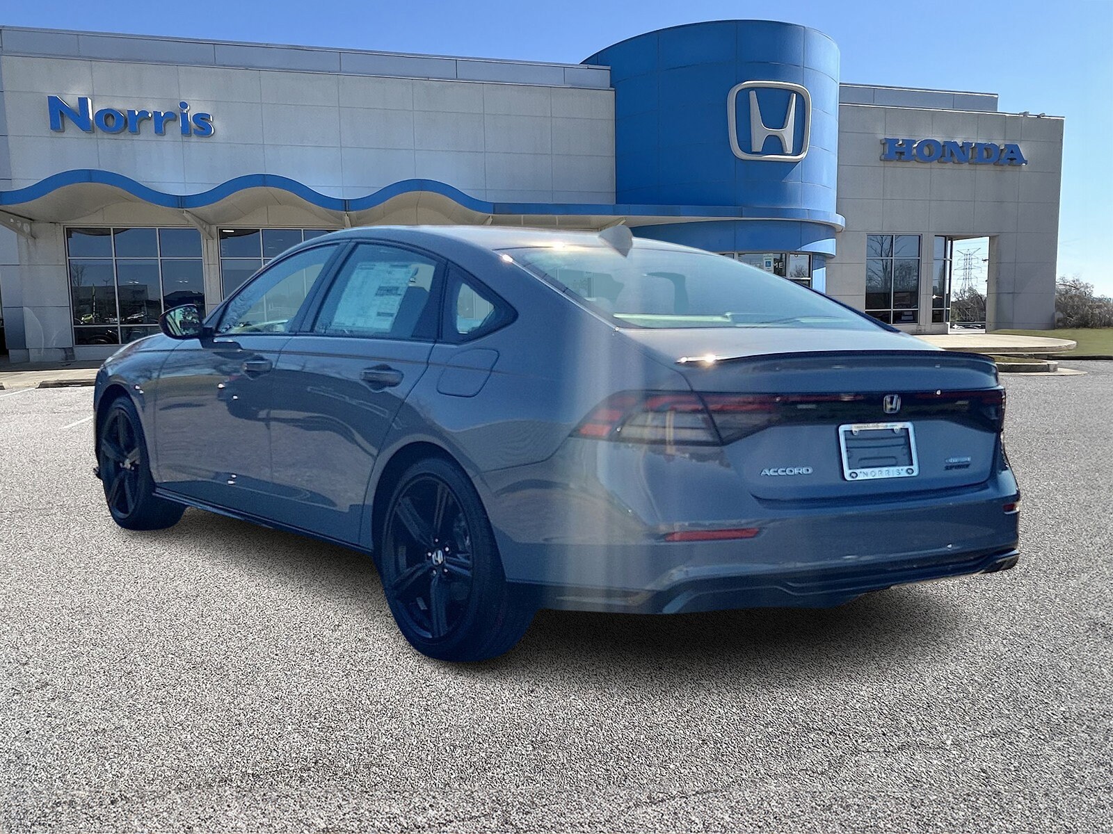 2025 Honda Accord Hybrid Sport-L photo 3