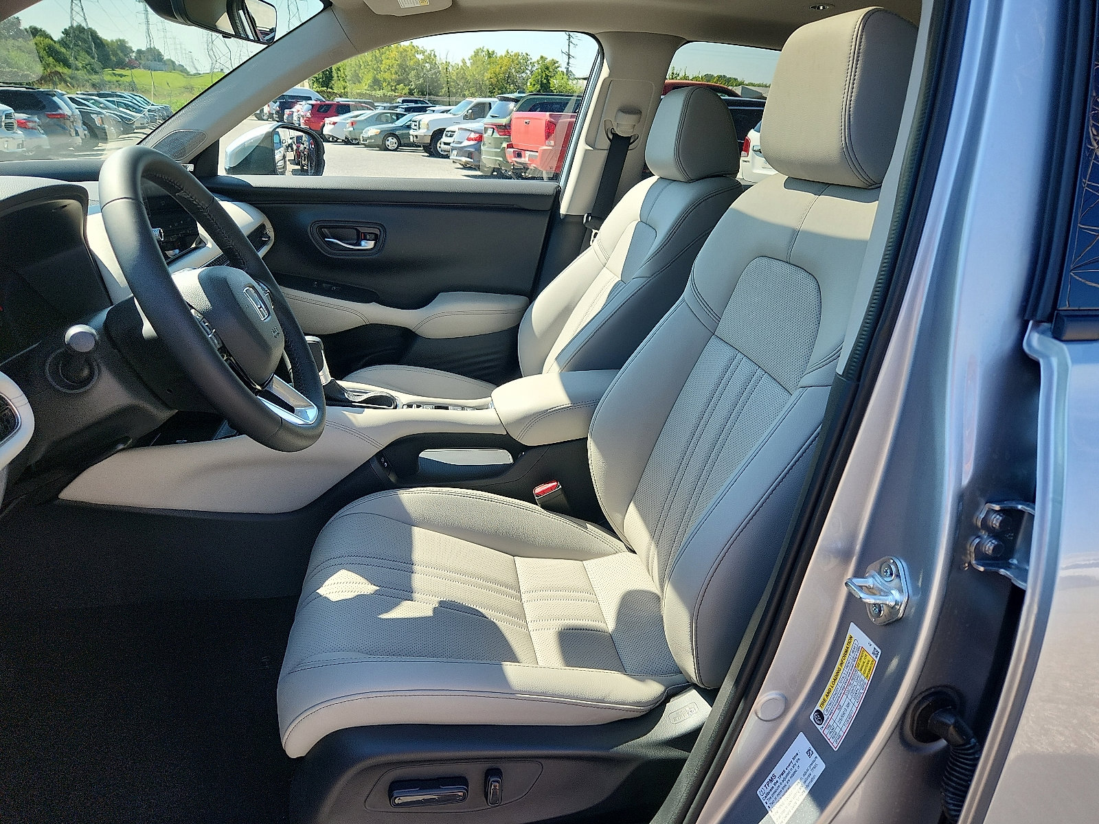 2026 Honda HR-V EX-L - Photo 9