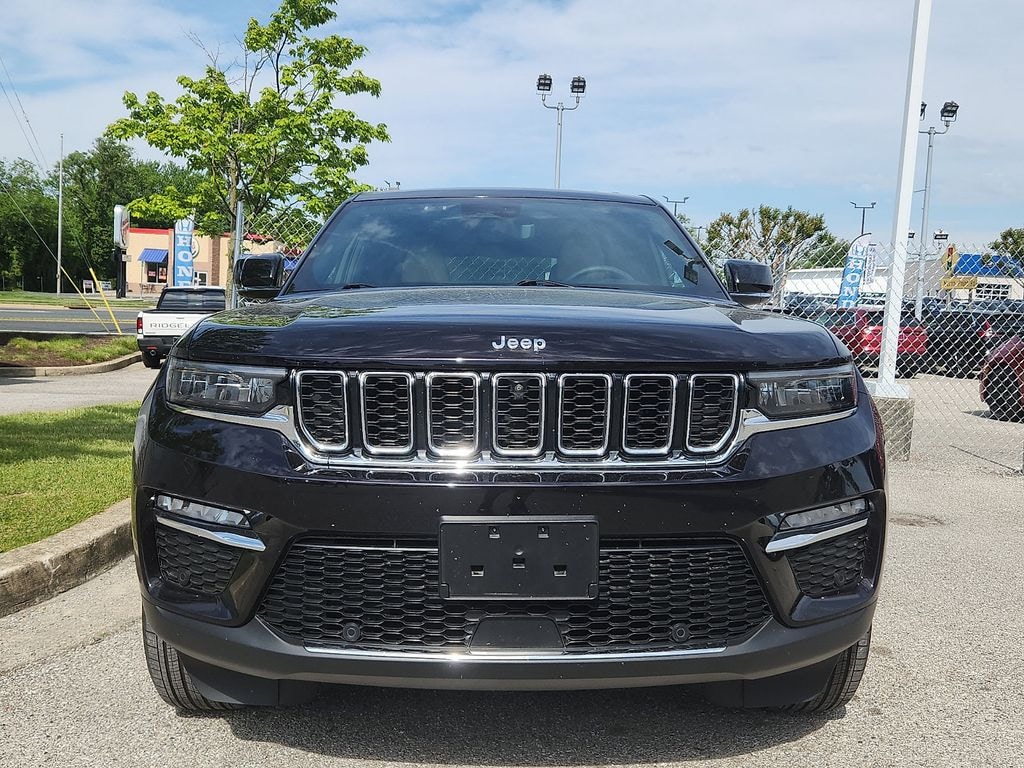 Used 2023 Jeep Grand Cherokee Limited SUV