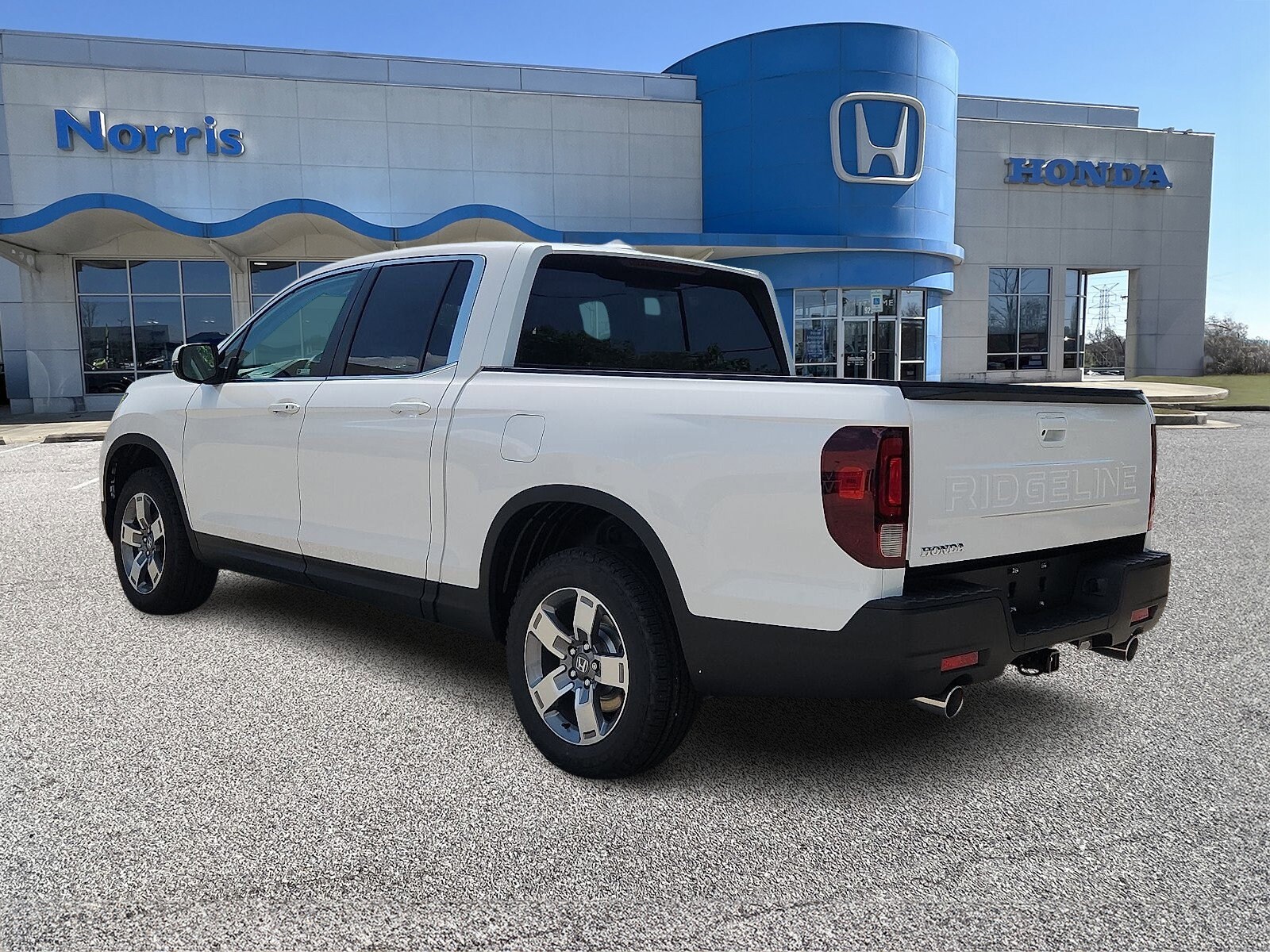 2025 Honda Ridgeline RTL photo 2