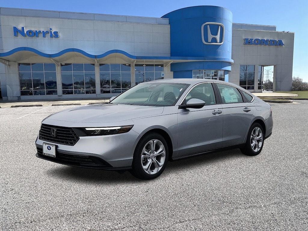New 2025 Honda Accord LX Sedan