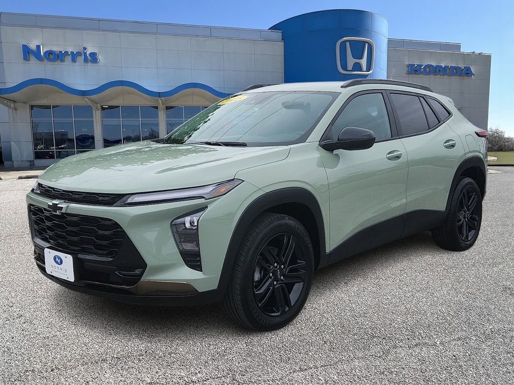 Vehicle Image 2