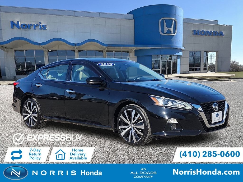 Used 2019 Nissan Altima 2.5 Platinum Sedan