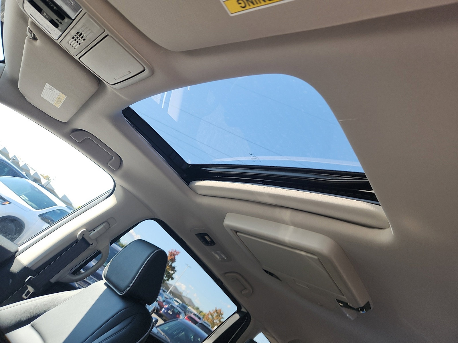 2026 Honda Odyssey Touring - Photo 10