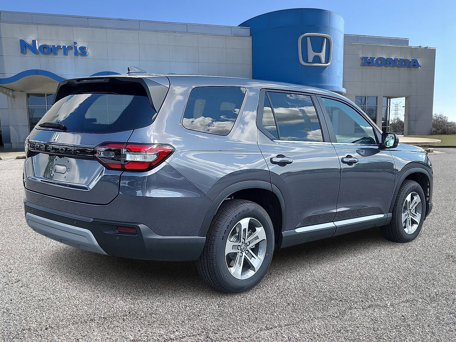 2025 Honda Pilot EX-L photo 2