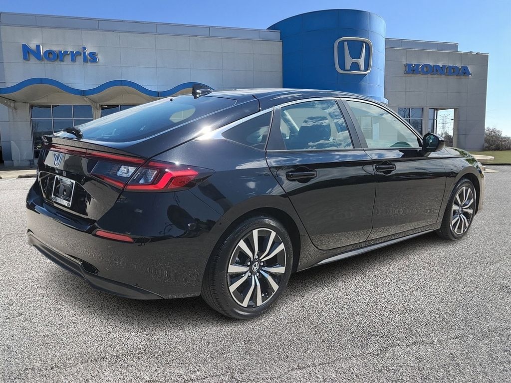Used 2024 Honda Civic EX-L Hatchback