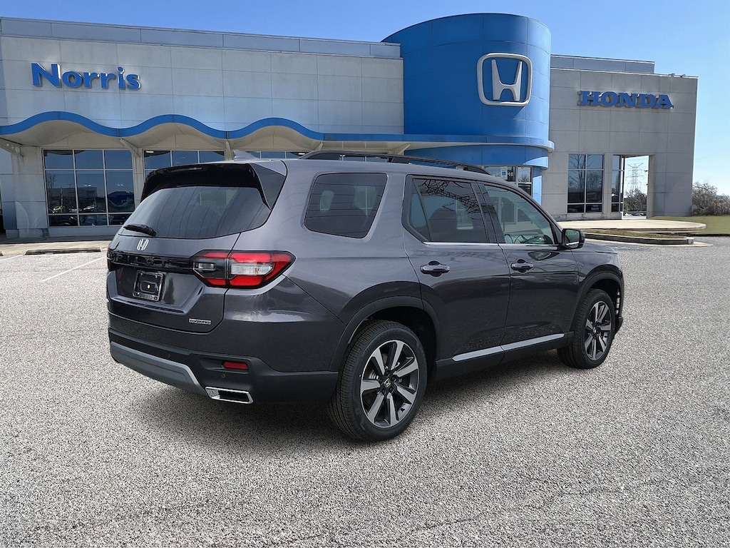 New 2025 Honda Pilot Touring SUV