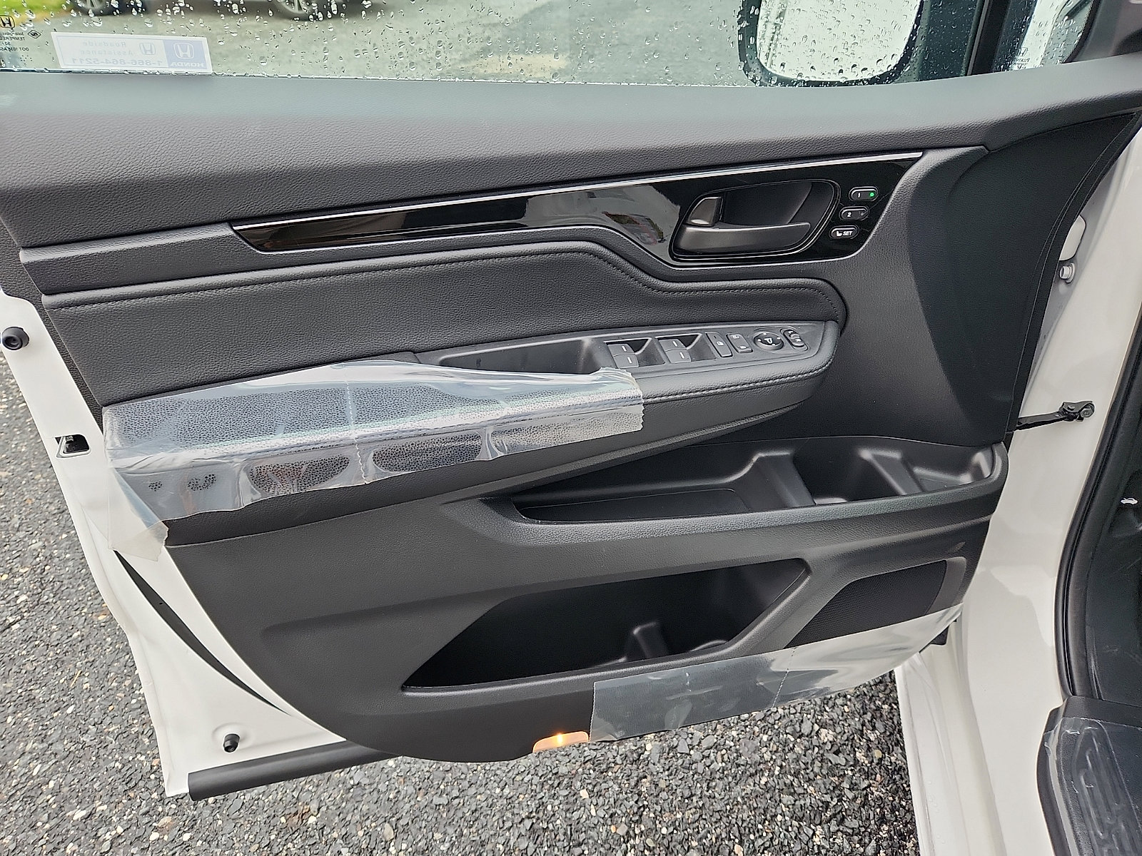 2026 Honda Odyssey Touring - Photo 8