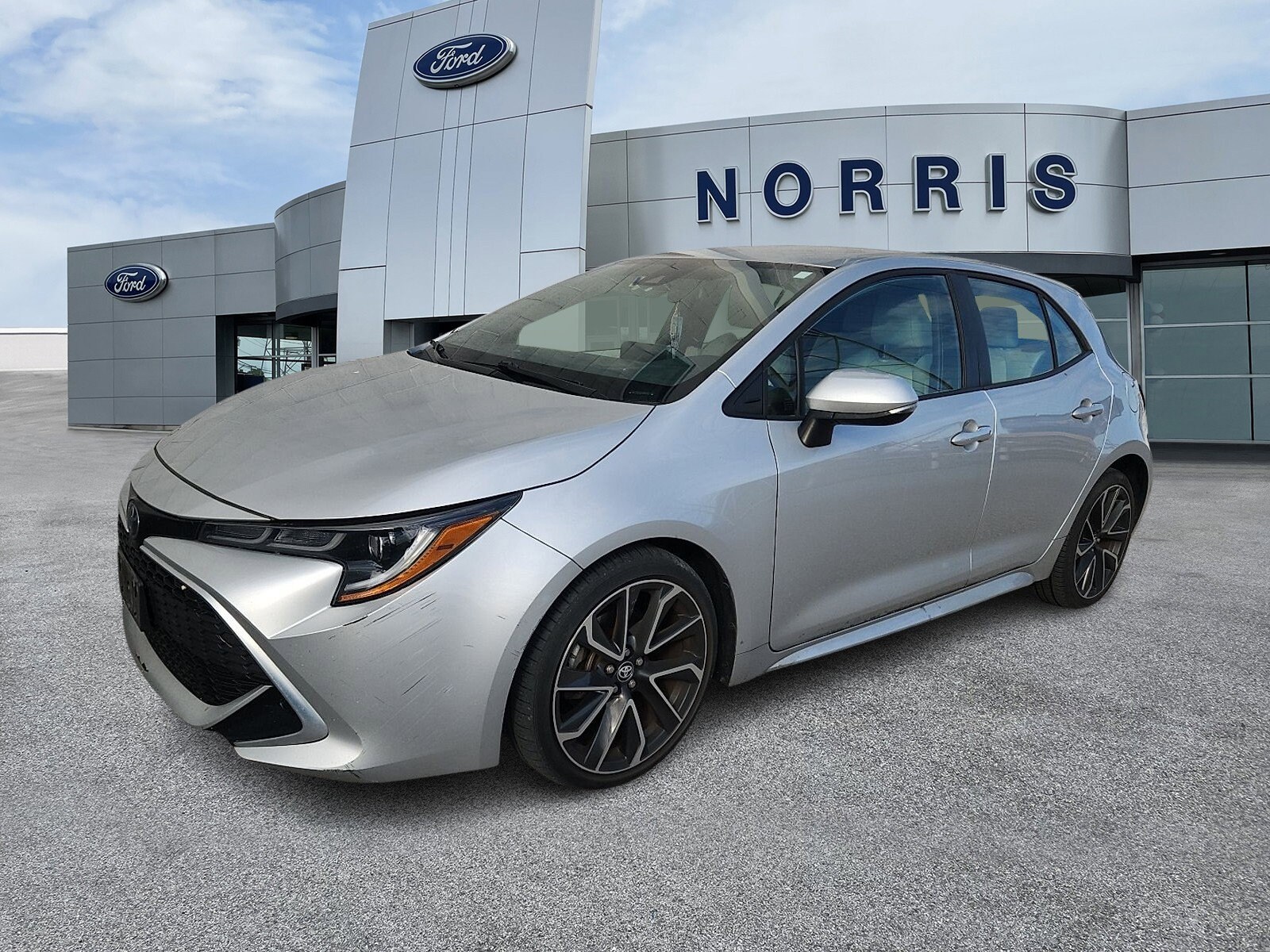 2020 Toyota Corolla XSE photo 2