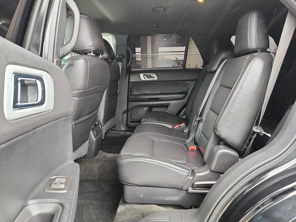 2015 Ford Explorer XLT - Photo 6
