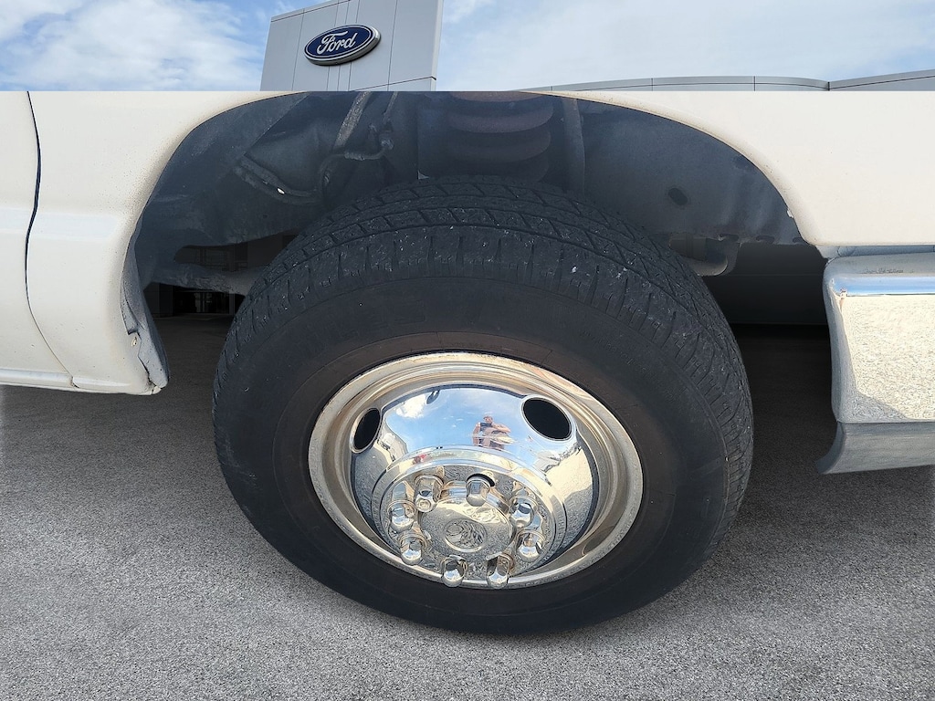 Used 2008 Ford Econoline Commercial Cutaway DUAL REAR WHEEL