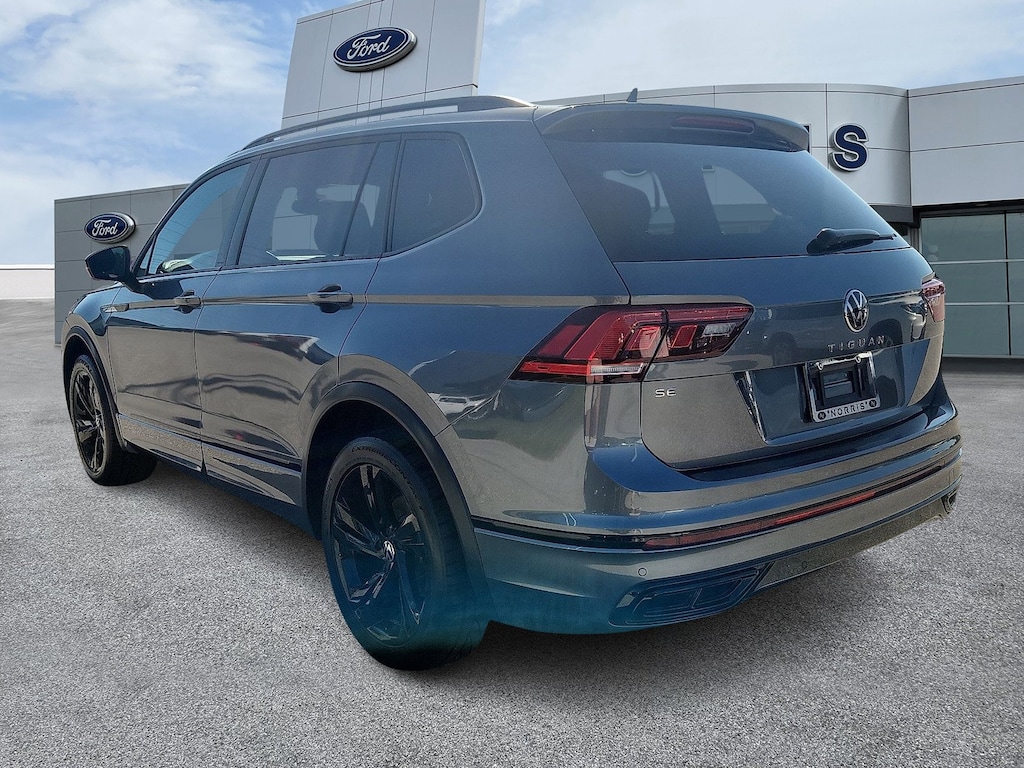 Used 2023 Volkswagen Tiguan SE R-Line Black 2.0T SE R-Line Black FWD