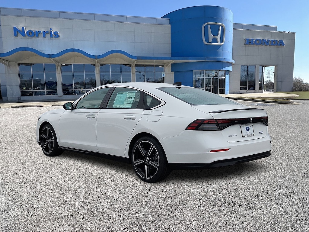 2025 Honda Accord Hybrid Sport photo 3
