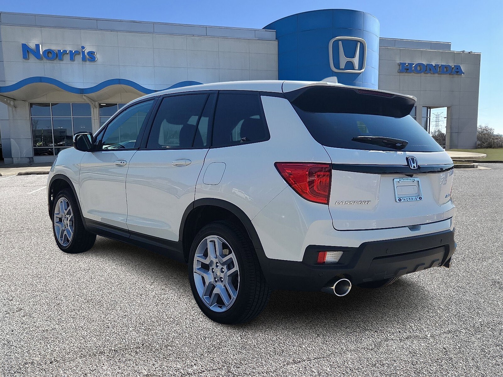 2025 Honda Passport EX-L photo 3