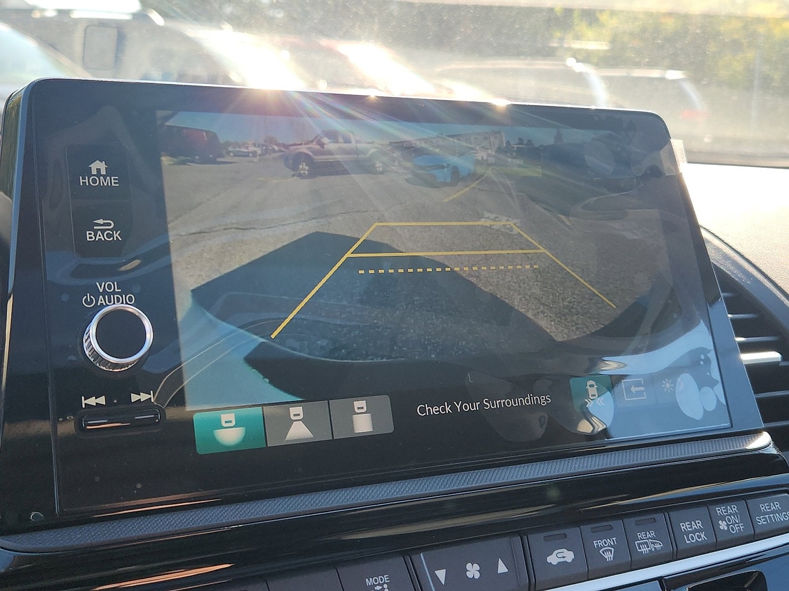2026 Honda Odyssey Touring - Photo 14