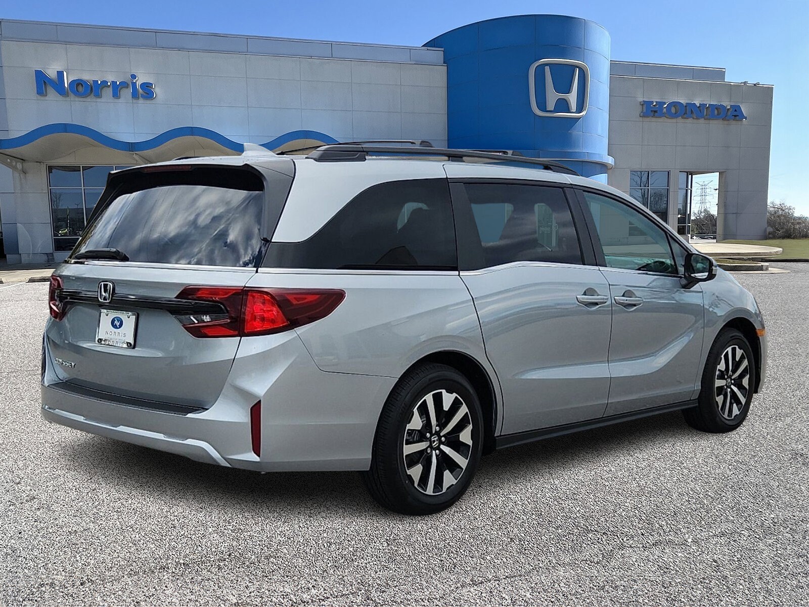 2026 Honda Odyssey EX-L - Photo 4