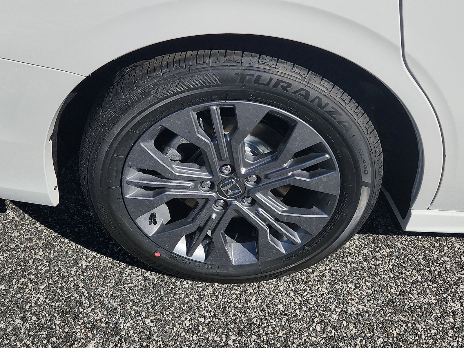 2026 Honda Odyssey Touring - Photo 5