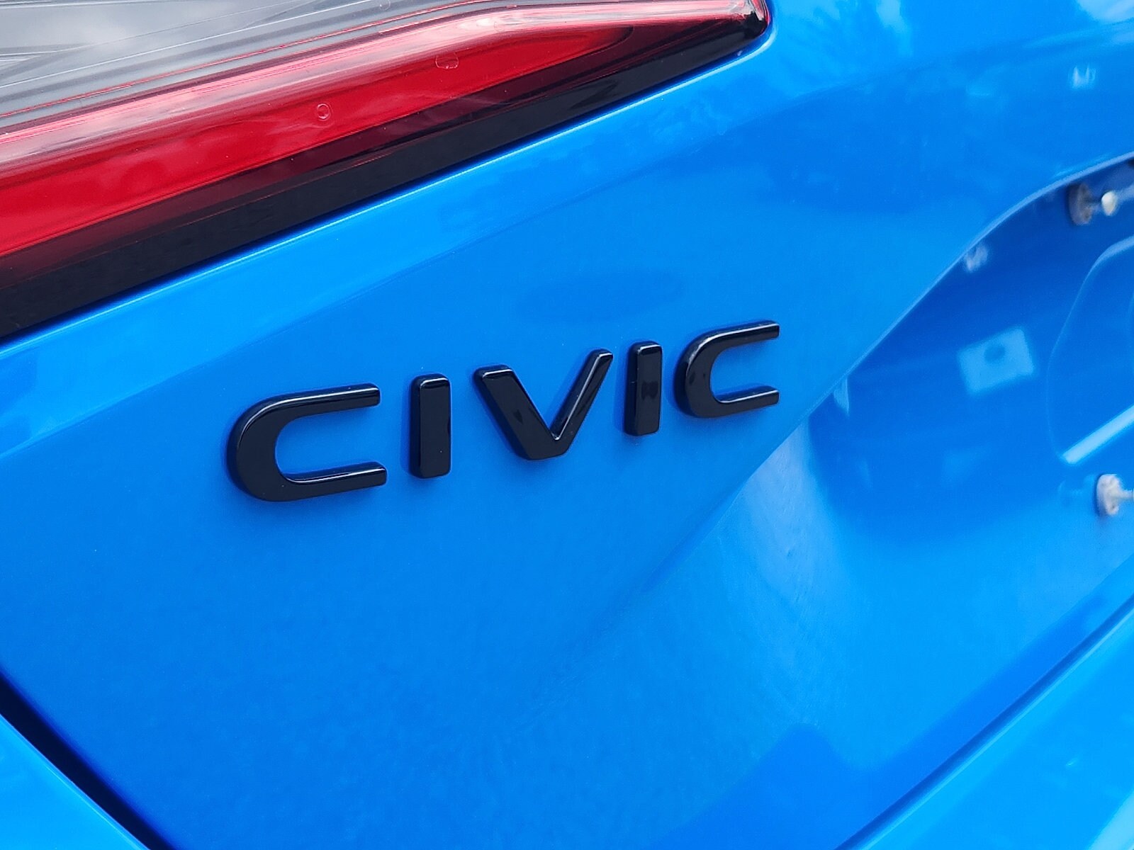 2026 Honda Civic Hatchback Sport - Photo 18