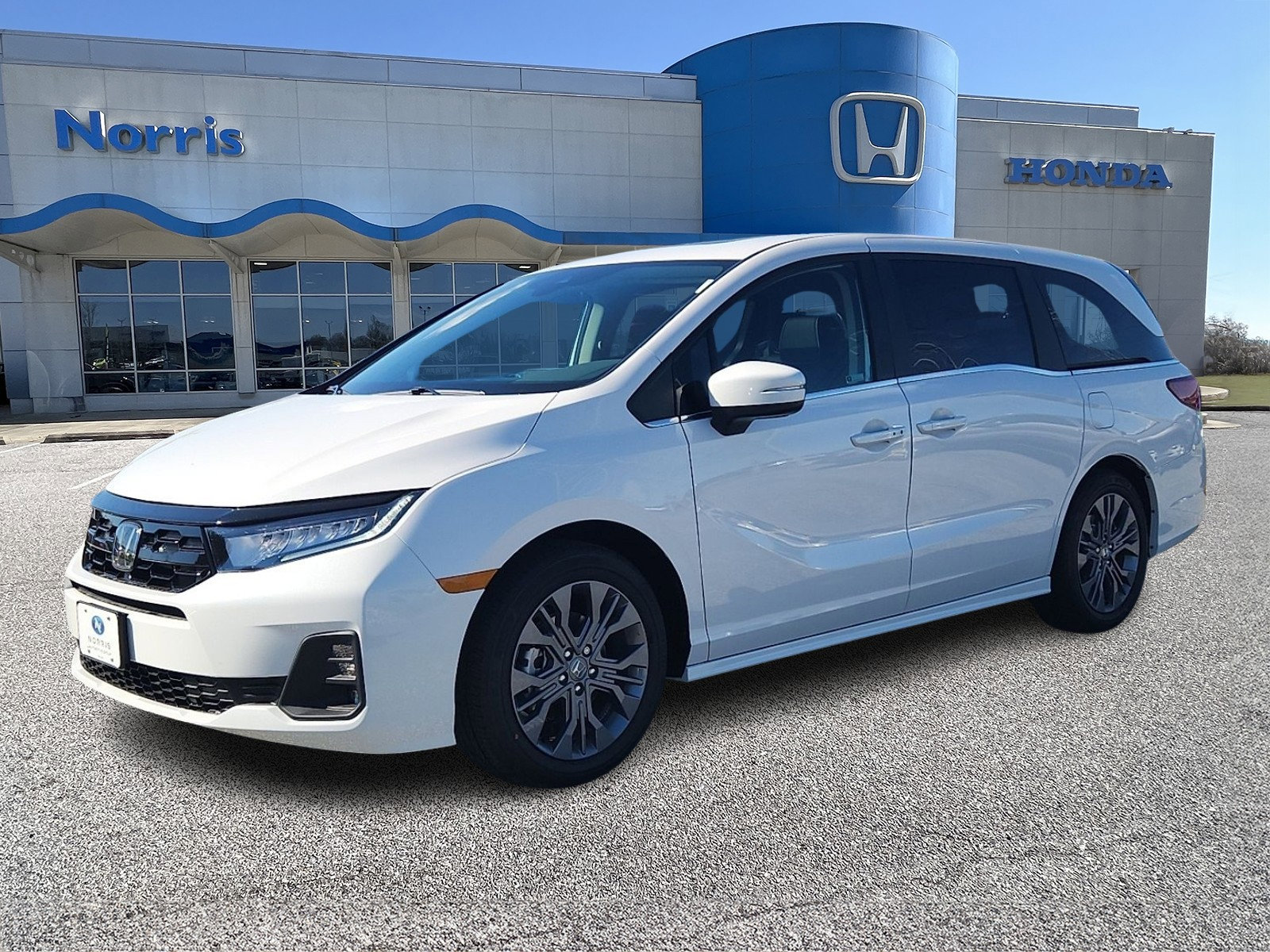 2026 Honda Odyssey Touring - Photo 2