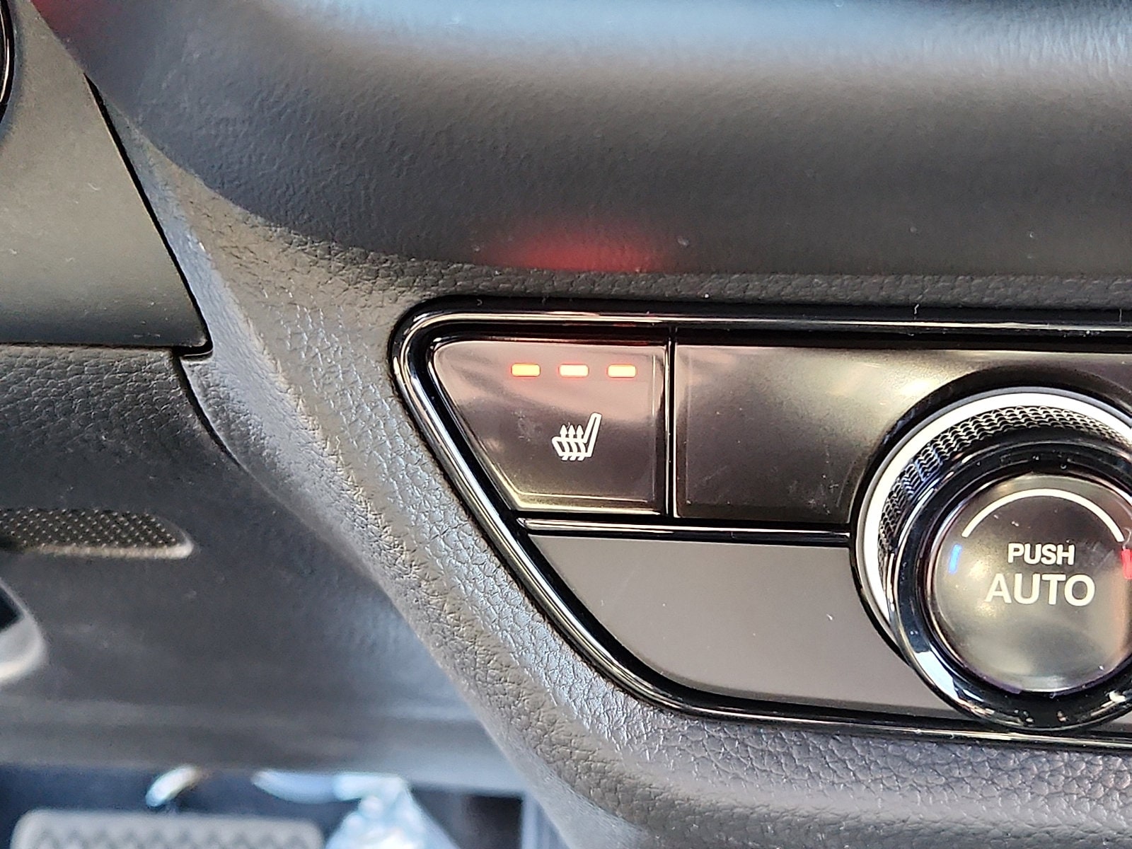 2026 Honda HR-V Sport - Photo 13