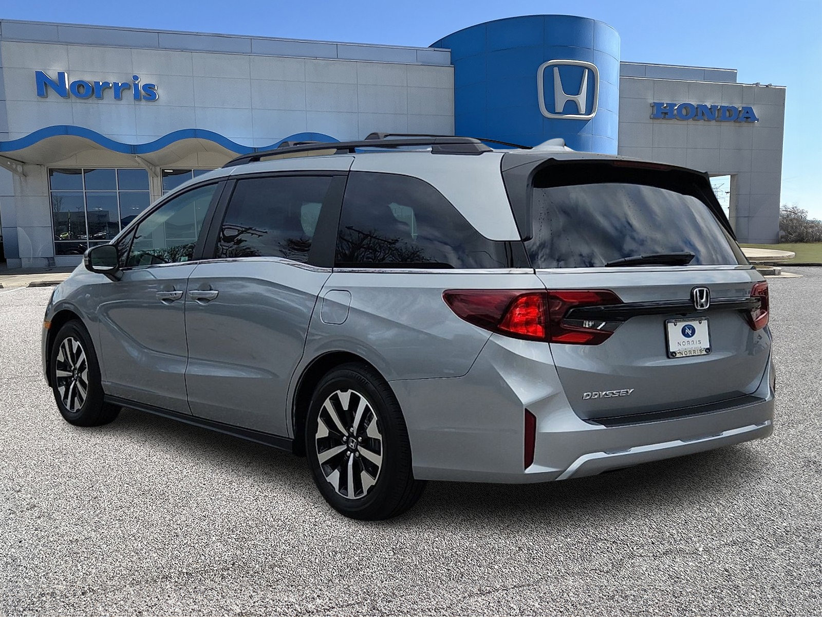 2026 Honda Odyssey EX-L - Photo 3