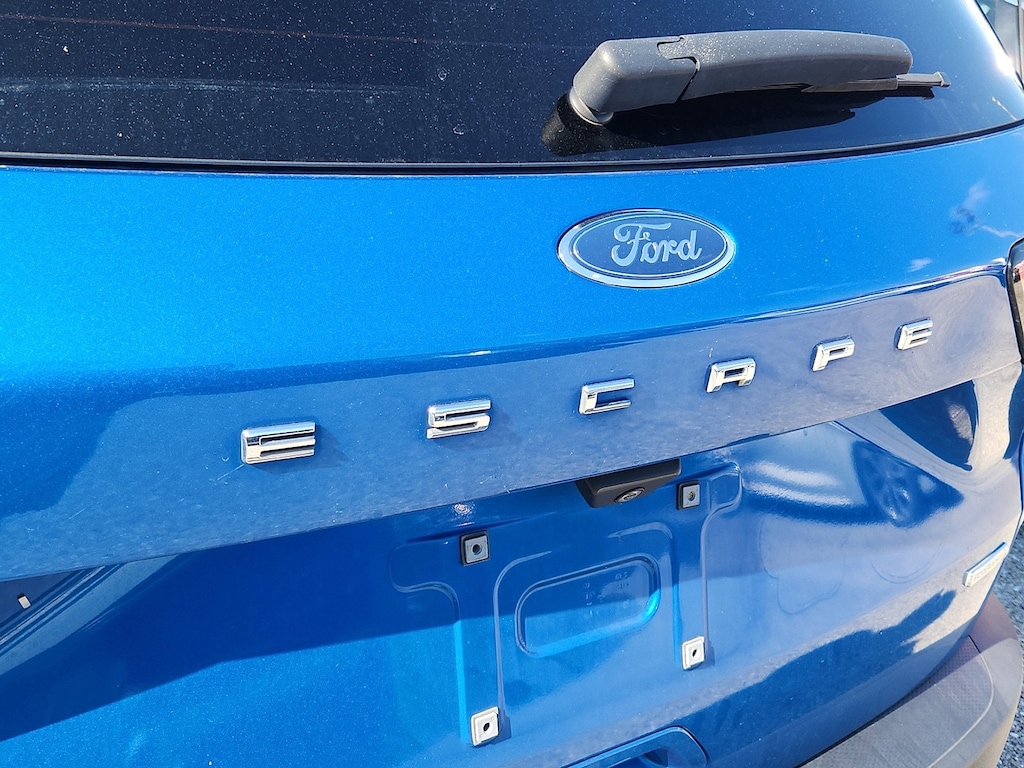 Used 2020 Ford Escape SE SE FWD