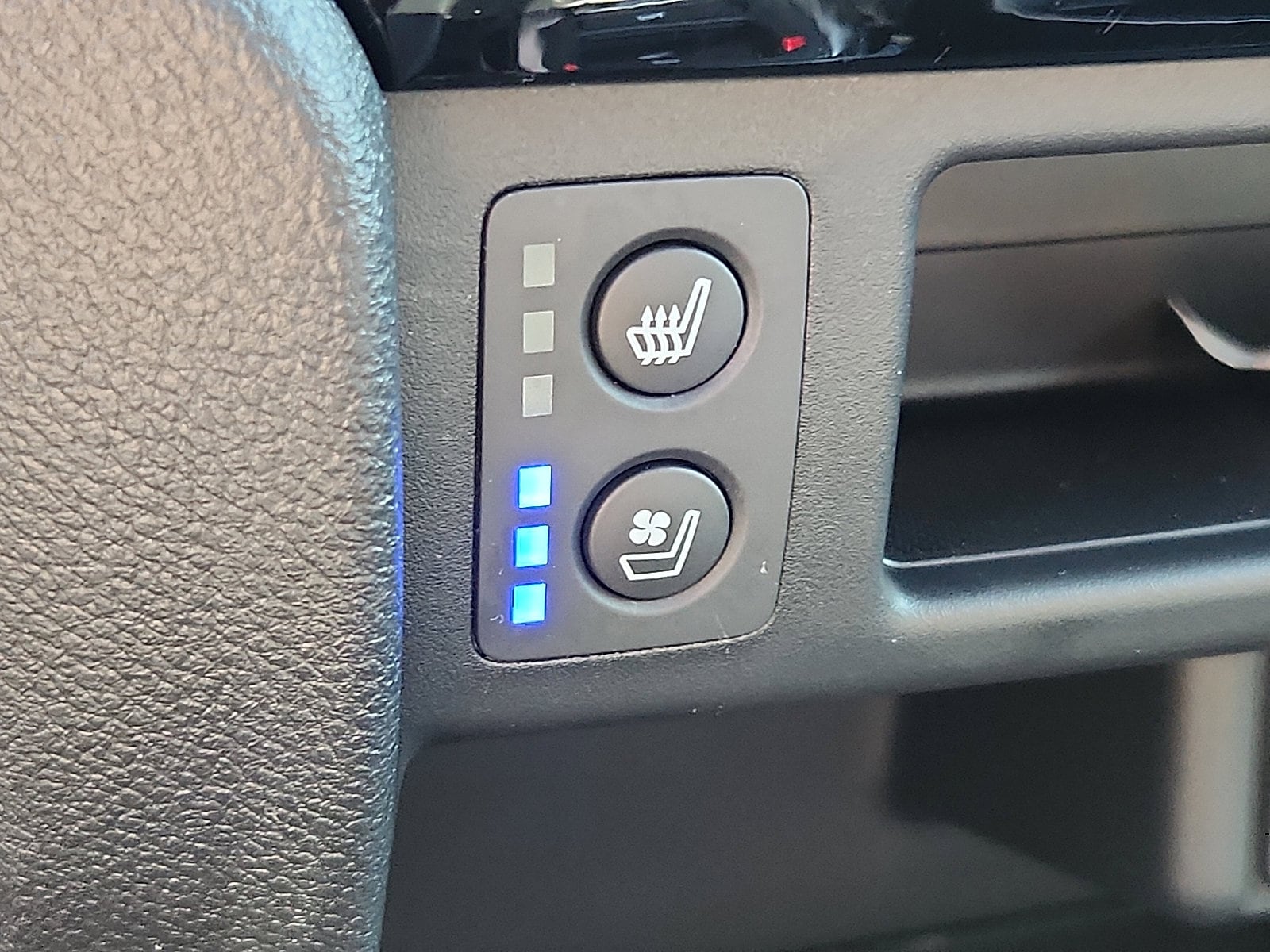 2025 Honda Ridgeline Black Edition - Photo 16