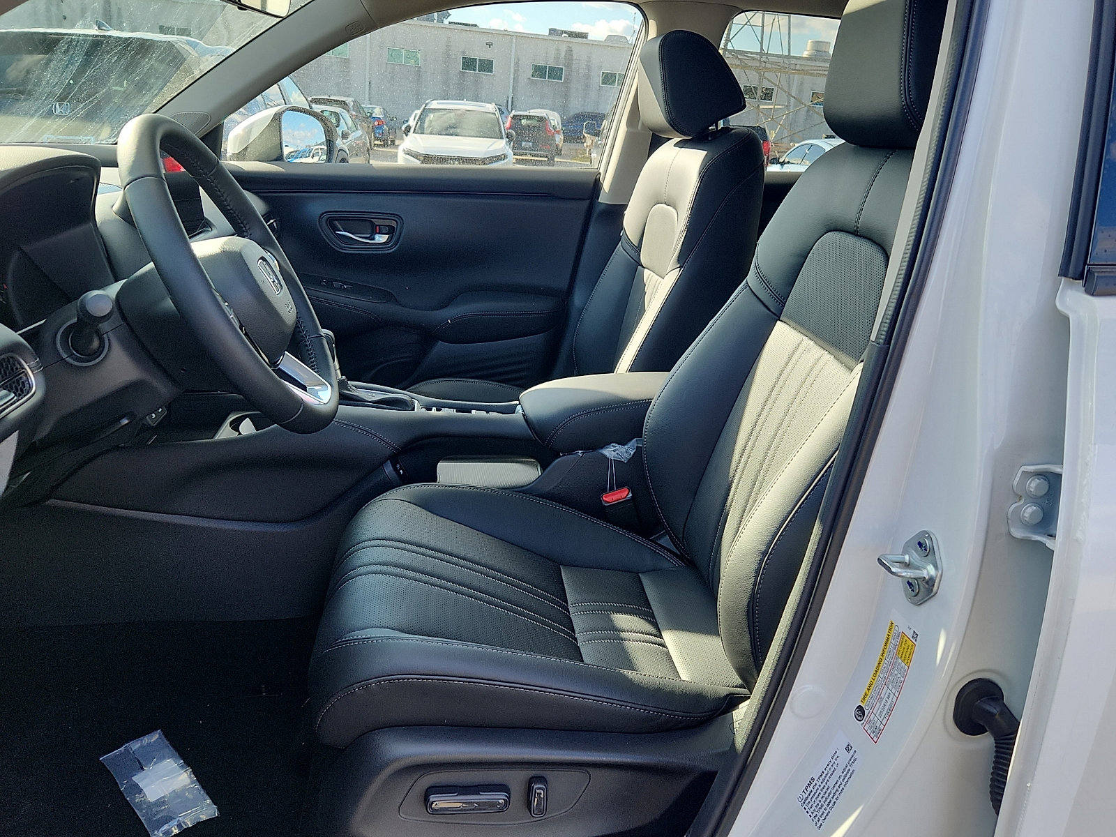 2026 Honda HR-V EX-L - Photo 9