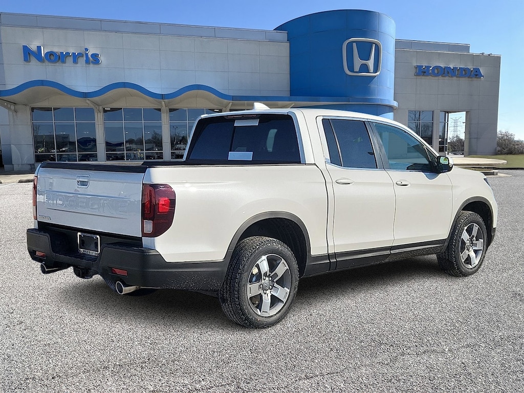 New 2026 Honda Ridgeline RTL Truck Crew Cab