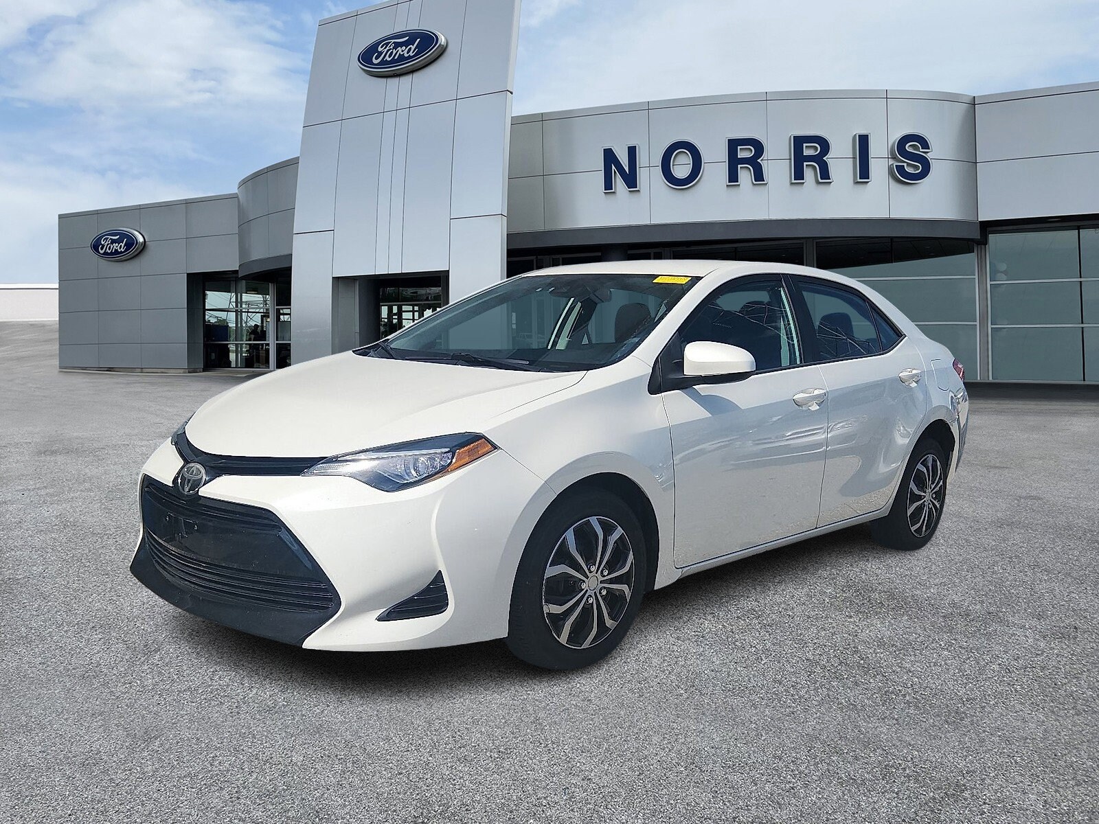 2017 Toyota Corolla L photo 3