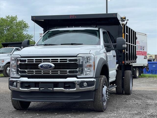 2024 Ford F-550 photo 4