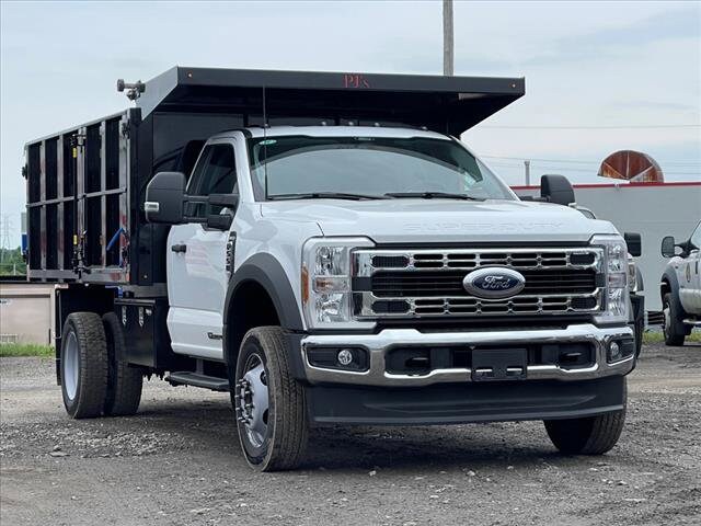 2024 Ford F-550 photo 2